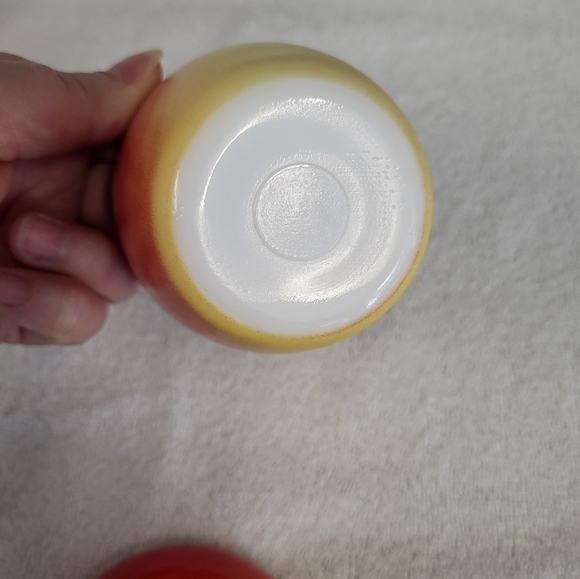 Vintage Hazel Atlas apple glass container - Picture 7 of 7